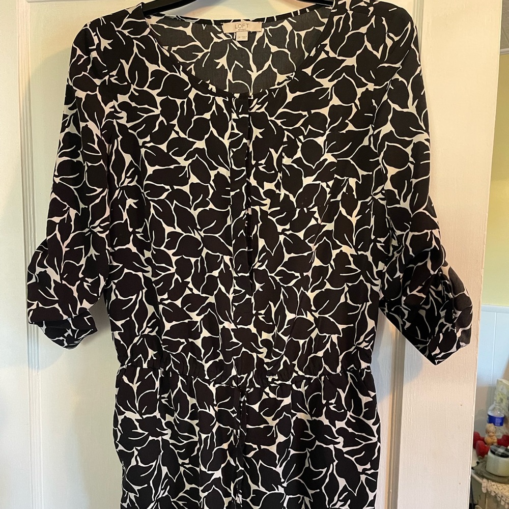Loft romper petite
